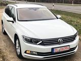 Volkswagen Passat 2.0 TDI SCR DSG Business Business - Volkswagen Passat: Privatanbieter