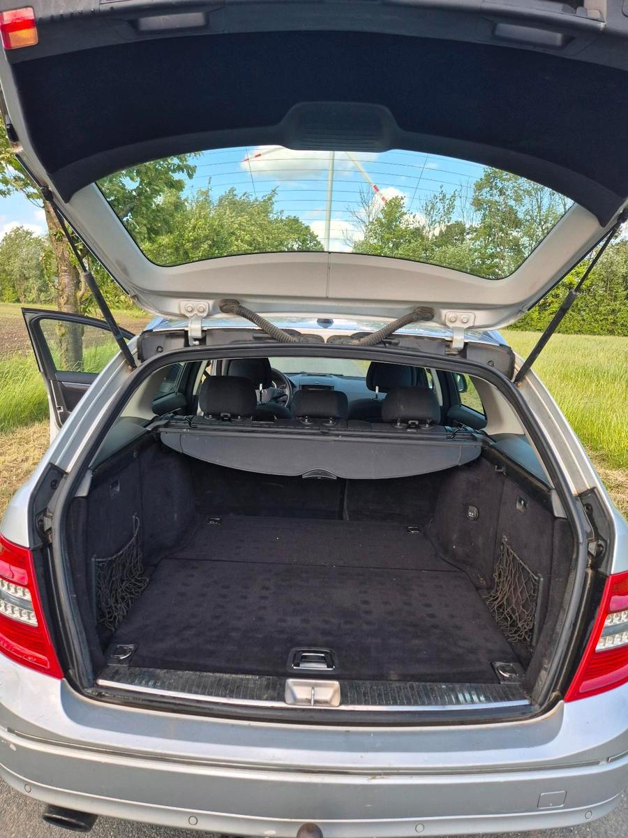 Mercedes-Benz C220 2008 — photo 14