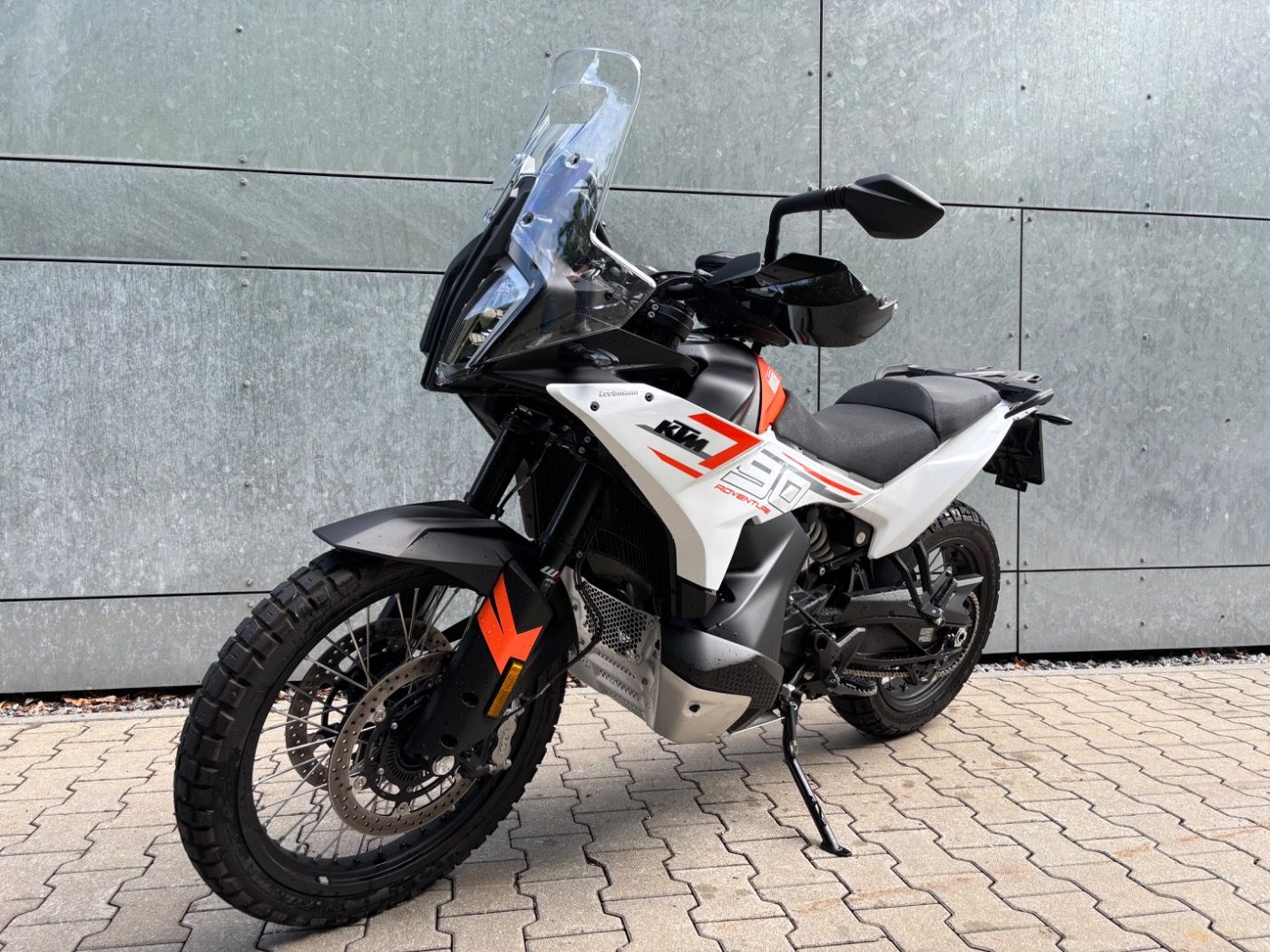 Fahrzeugabbildung KTM 790 Adventure 2024