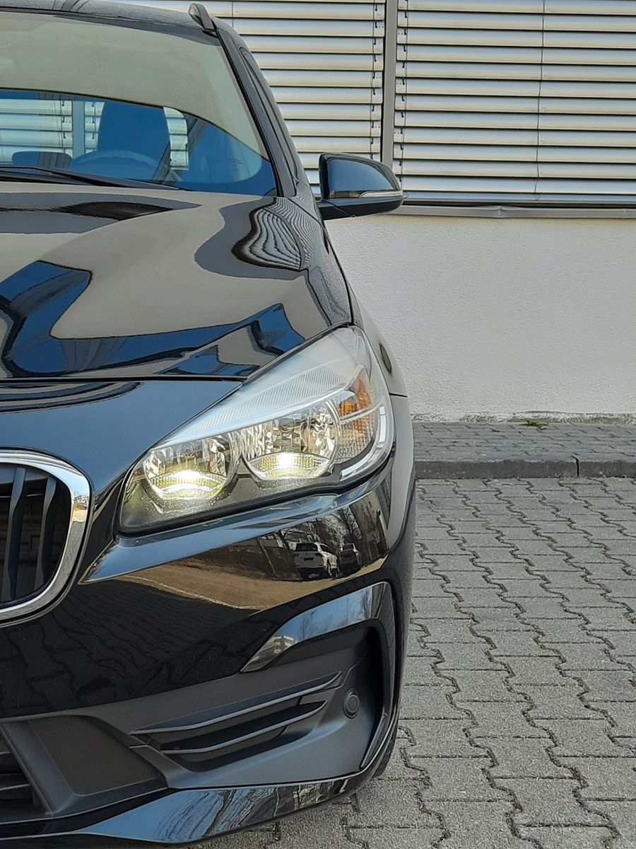 BMW 216