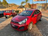 Kia Rio 1.1 CRDi WGT 5p ACTIVE OK PER NEOPATENTA - Kia Rio aus 2012 mit Diesel-Antrieb