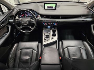 Audi Q7 - 10