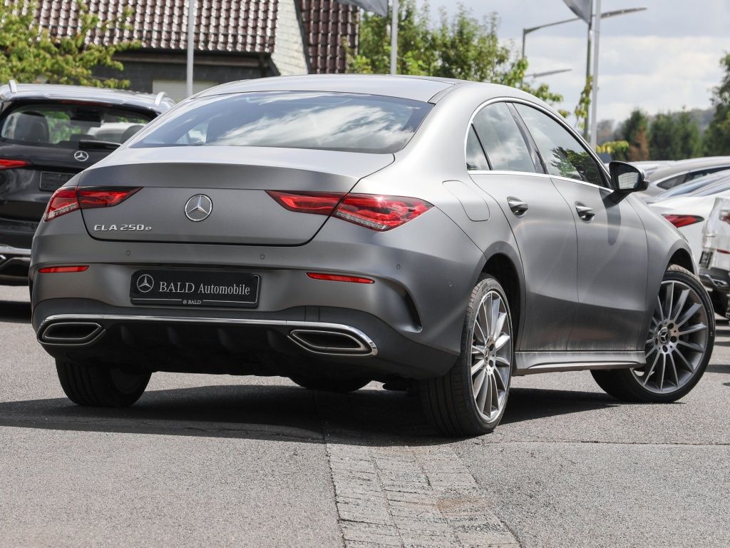 Mercedes-Benz CLA 250 e AMG-Sport/Pano/Leder/Ambi/Memo/Cam/LED imagem 3