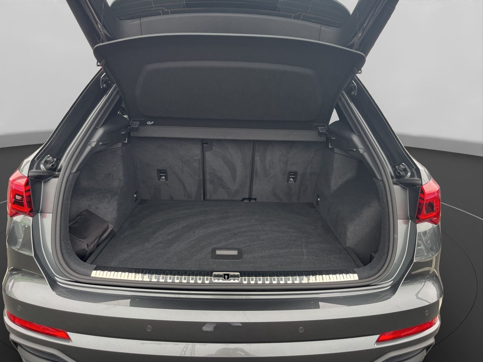 Audi Q3 - Bild 17