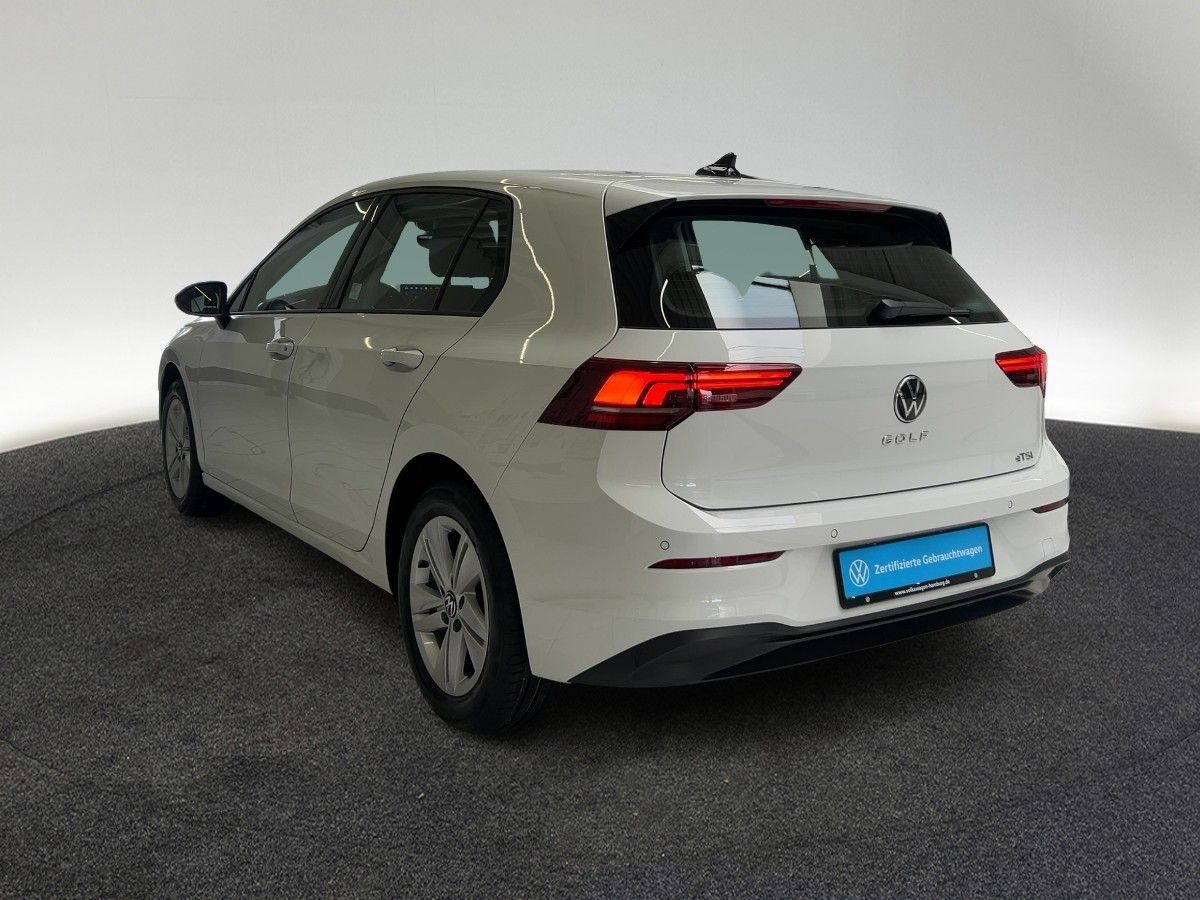 Volkswagen Golf VIII 1.5 eTSI Life DSG Klima Head-up Navi foto 3