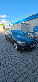 BMW 530d xDrive Touring - Scheckheft / AHK / 8-fach