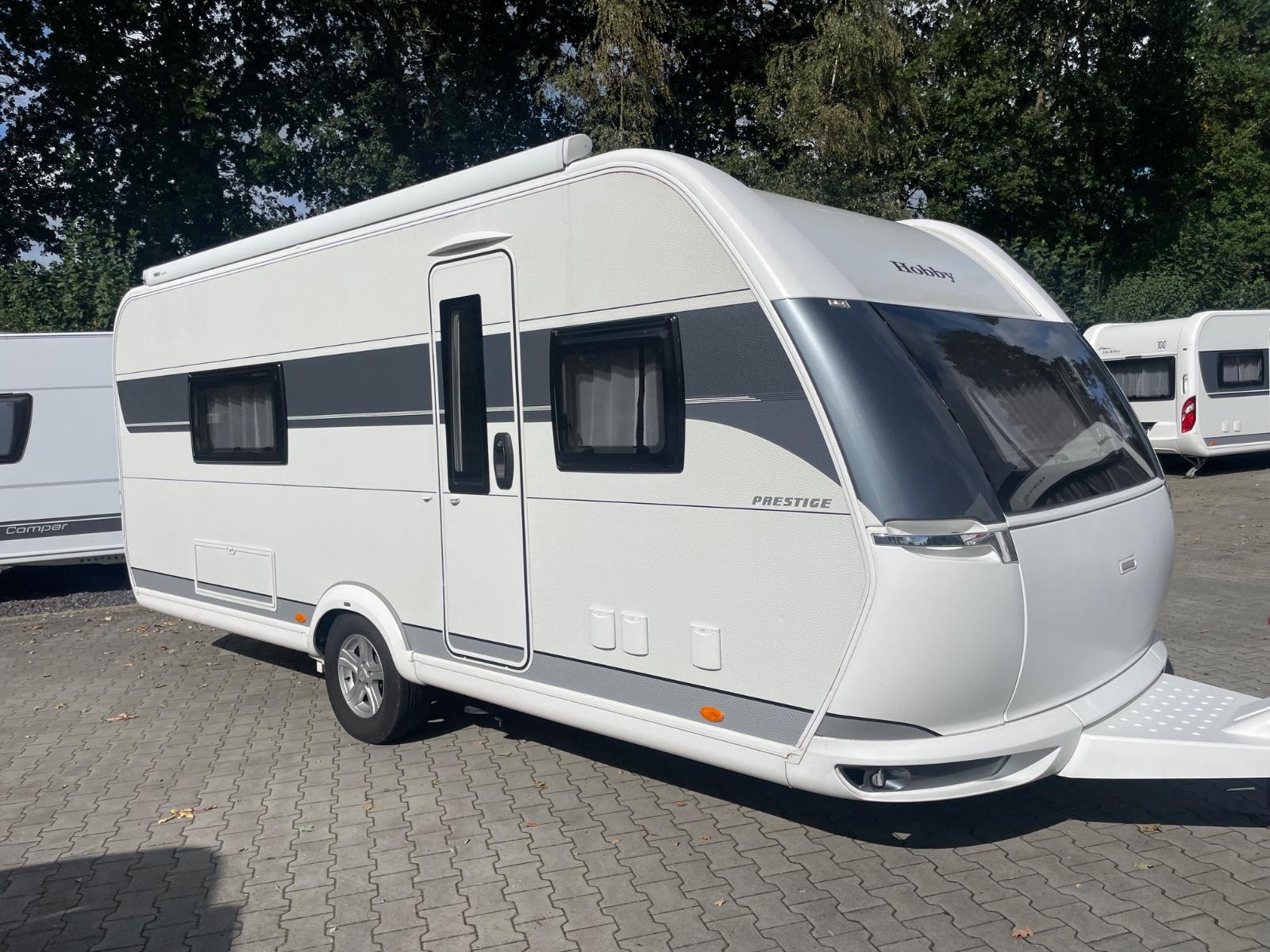 Hobby 560 WfU Heckbad mit Dusche Mover Markise  !!!