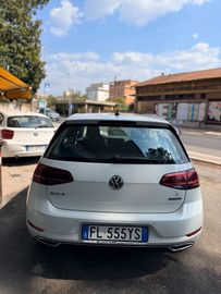 Volkswagen Golf - 7