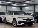 Volkswagen Tiguan Allspace 4M R LINE*VIRT*MATRX*KAM*ACC*1.H - VW Tiguan Allspace Gebrauchtwagen