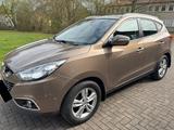 Hyundai ix35 1.6 Style  /TÜV NEU /AHK /SEHR GUTER ZUSTAN - Hyundai ix35 in Kassel