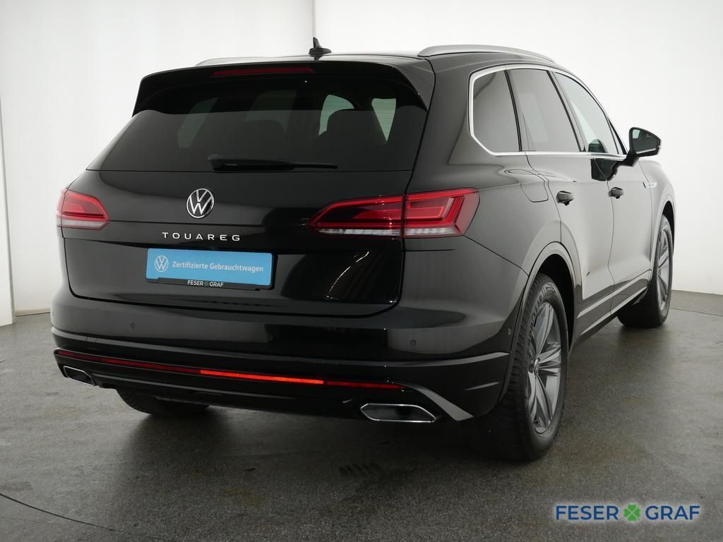 Volkswagen Touareg 3.0 TDI Elegance DSG R-line 4x4 AHK Rear foto 2