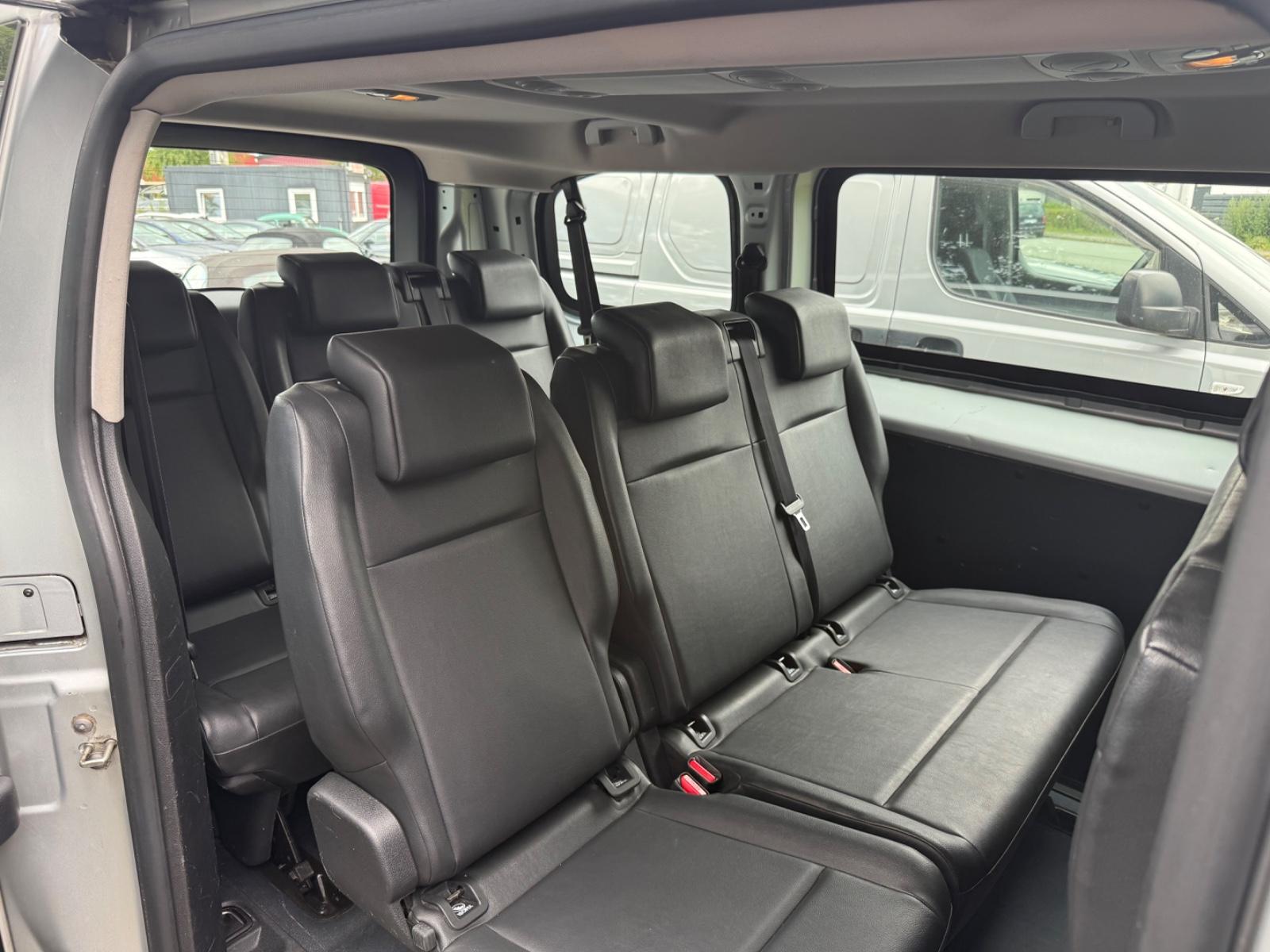 Peugeot Expert Kombi L2 *9 Sitzer*