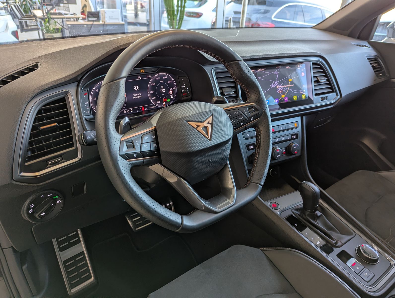 Fahrzeugabbildung CUPRA Ateca 1.5 TSI DSG Pano Dinamica ACC Cam AHK 19"