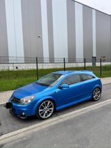 Opel Astra GTC OPC - Opel Astra aus 2007: Opc