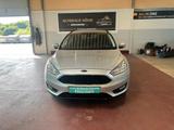 Ford Focus Turnier Business*ANHÄNGERKUPPLUNG*PDC*TÜV* - Ford Focus: Kombi, Anhängerkupplung