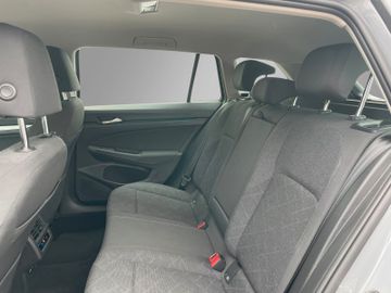 Volkswagen Golf VIII Variant Life 1.5 TSI*CarPlay*Kamera*