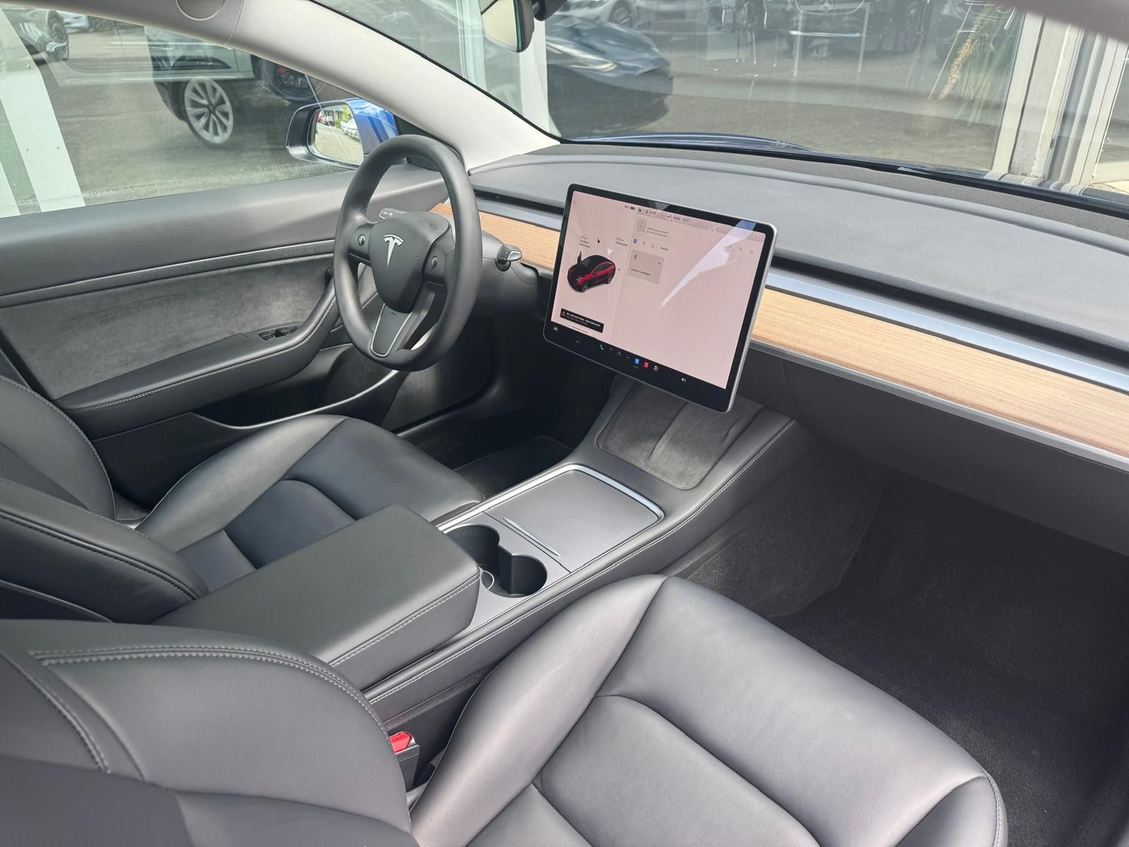 Fahrzeugabbildung Tesla Model 3 RWD PANO+LED+NAVI+SHZ+KAMERA+ACC+WP