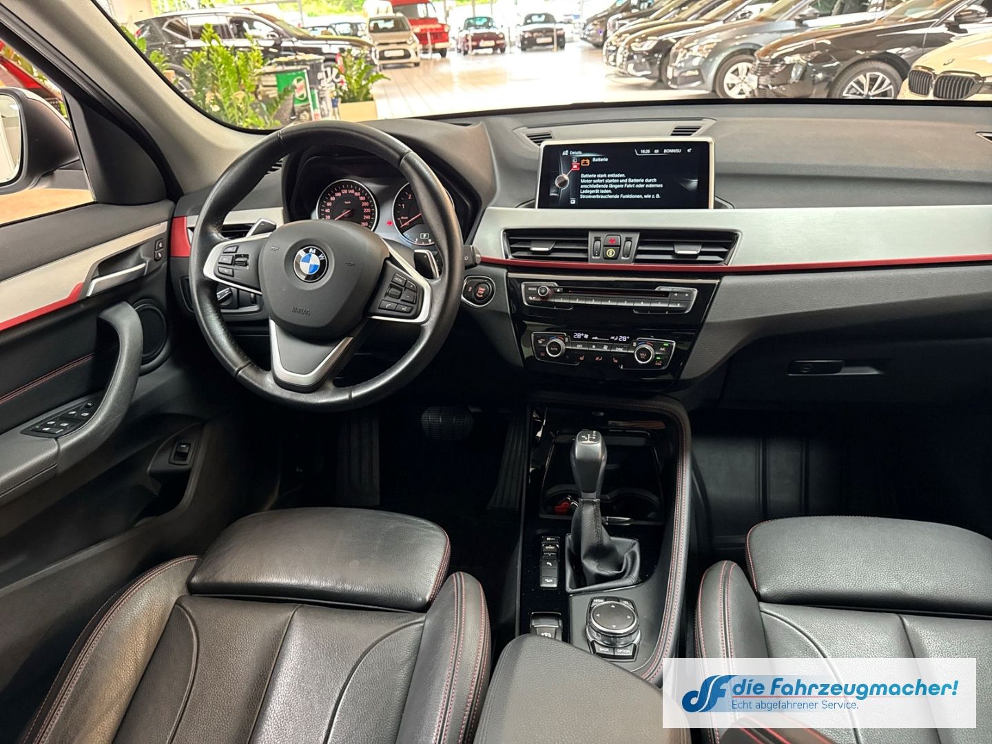Fahrzeugabbildung BMW X1 xDrive 20 i Sport Line HUD AD Navi Memory Sit