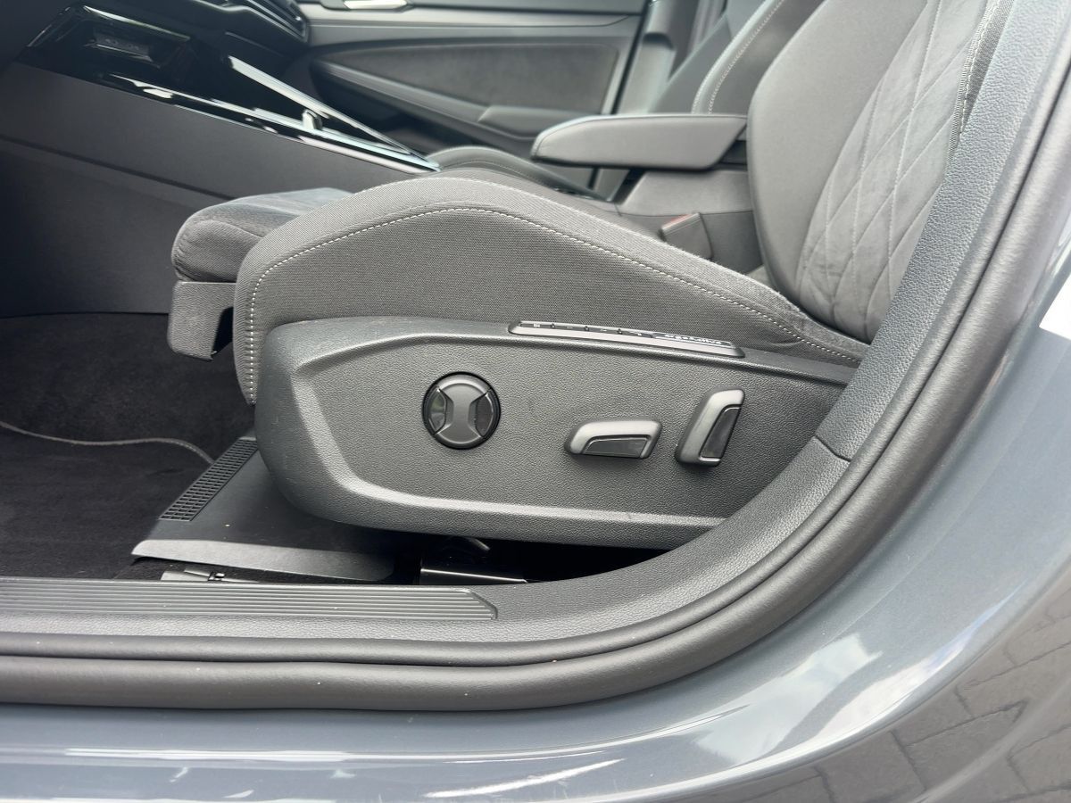 Volkswagen Golf - Bild 17