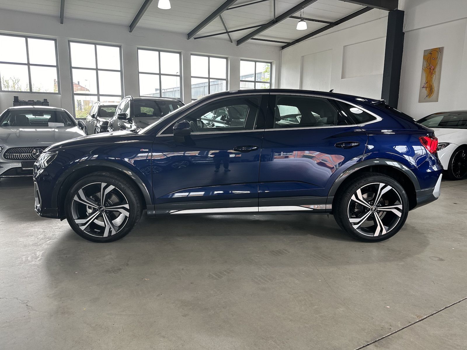 Fahrzeugabbildung Audi Q3 Sportback 35 TDI S line/Pano/Matrix/20´/RFK