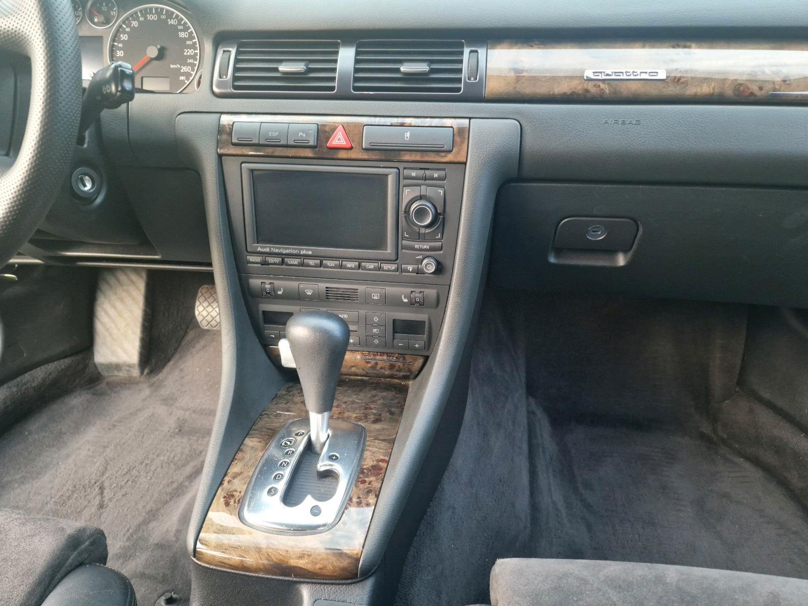Audi A6 2004 — photo 11
