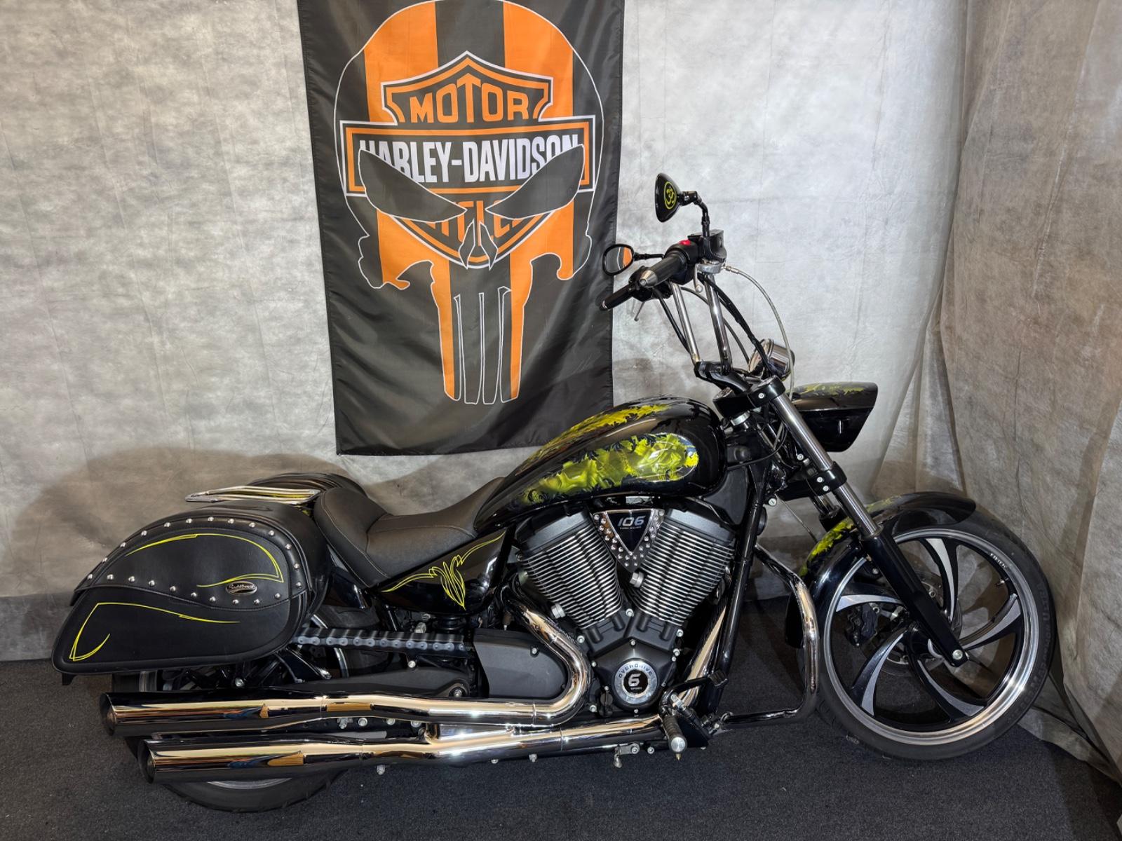 VICTORY Vegas 8 Ball, Eight, TOP ZUSTAND, Vance & Hines