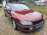 Opel Omega 2.0 16V Automatik TÜV-Neu - Opel Omega mit Benzin-Antrieb