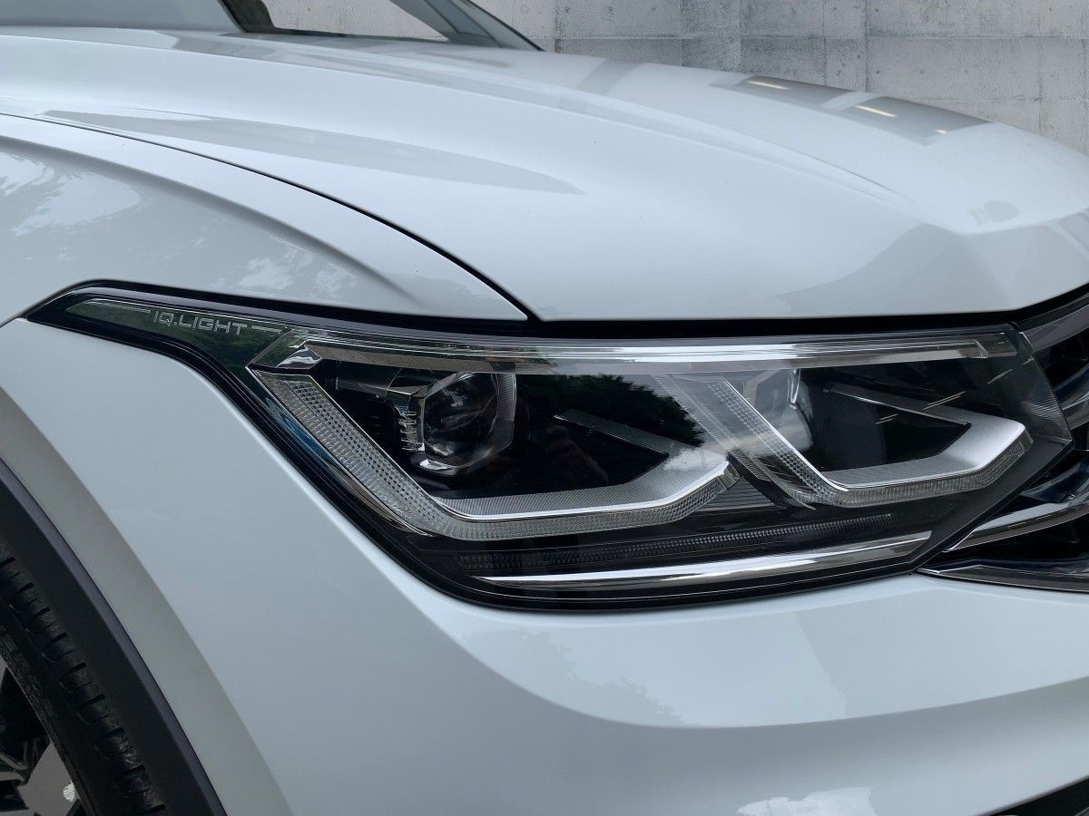 Volkswagen Tiguan 2.0 TDI DSG 4M R-Line MATRIX+NAV+20"+LEDE foto 16
