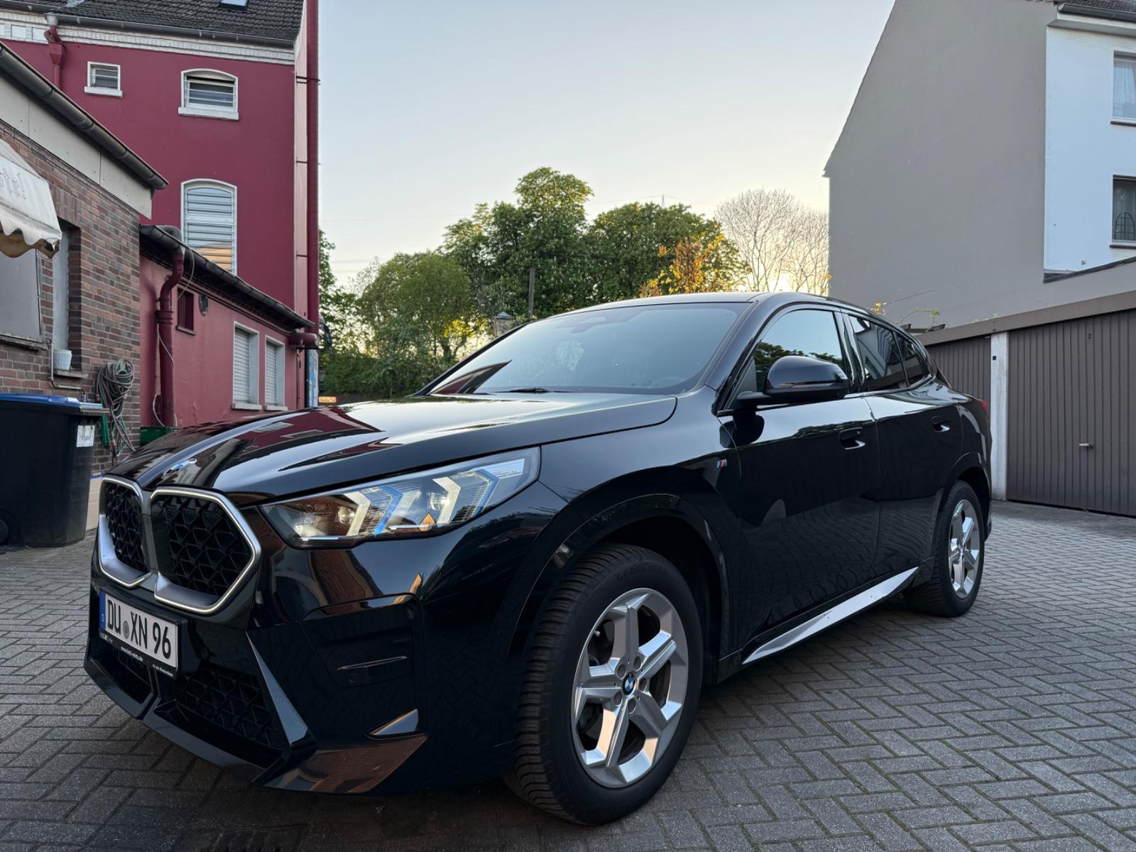 BMW X2 sDrive20d MassagenSitze/360/M Packet/Memory