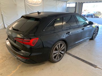 Audi A6 - 4