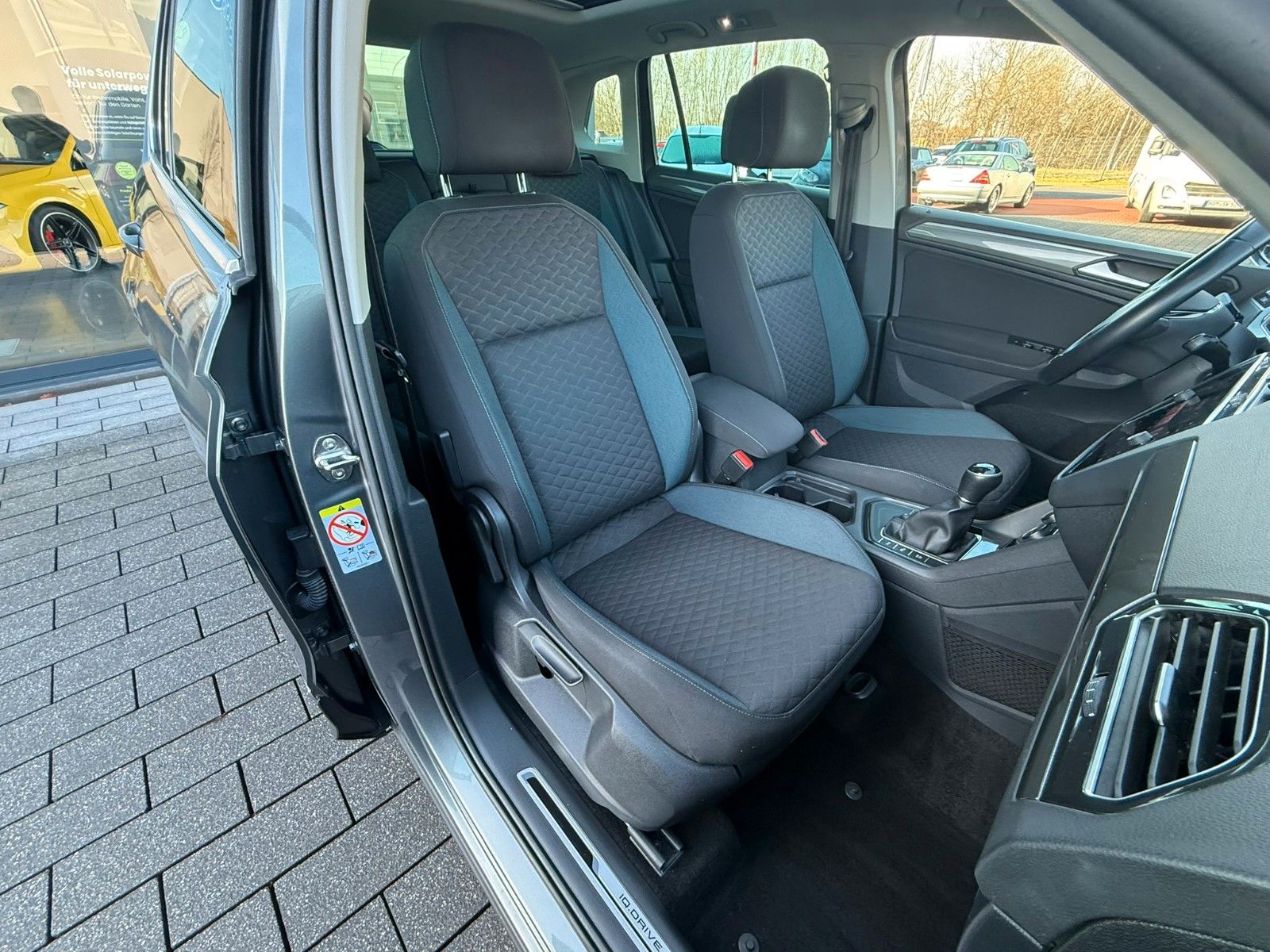 Fahrzeugabbildung Volkswagen Tiguan IQ.DRIVE Start-Stopp