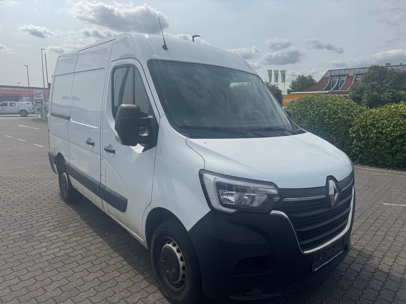 Fahrzeugabbildung Renault Master III Kasten L1H2 HKa 3,5t/1.HAND/KLIMA