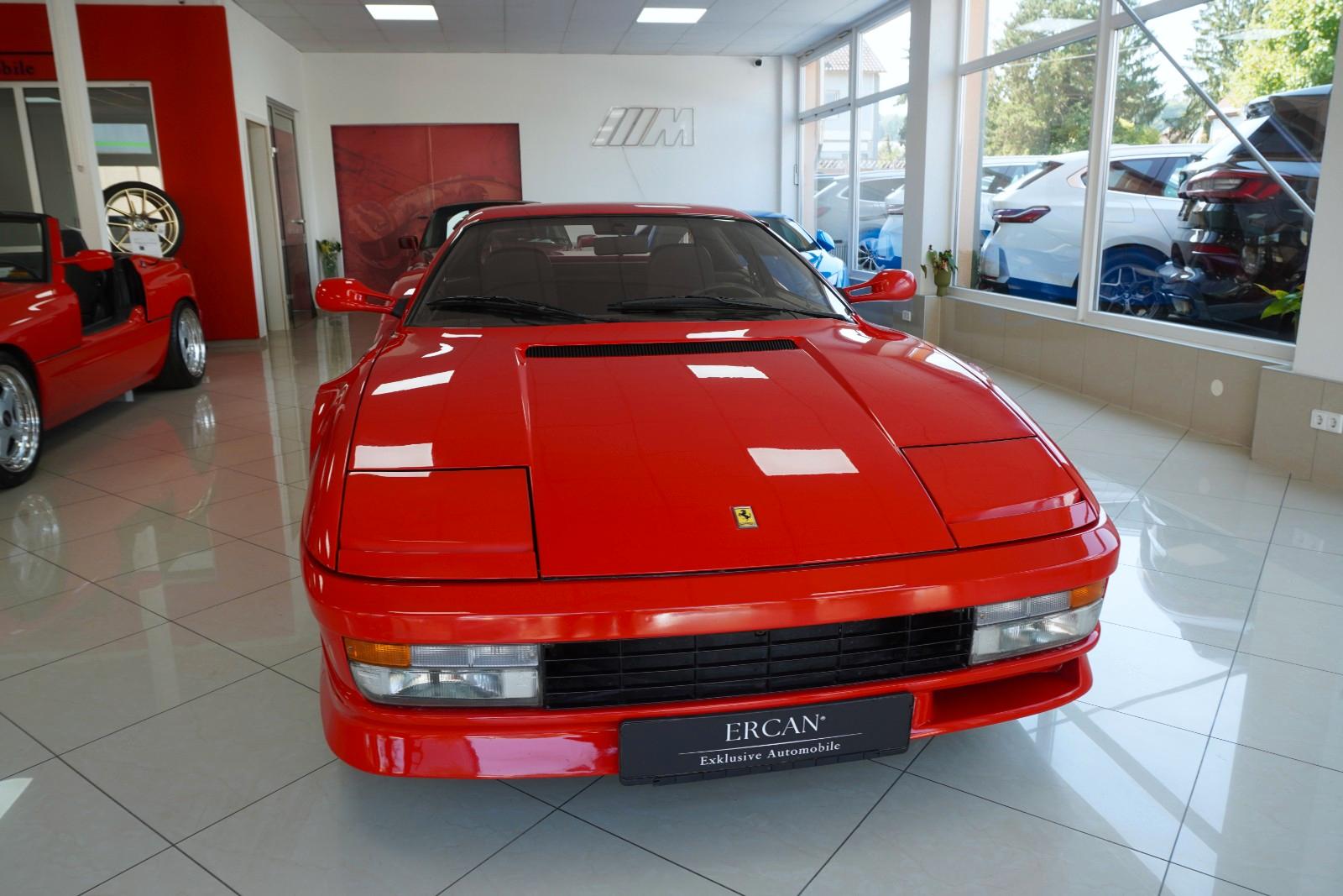 FERRARI TESTAROSSA