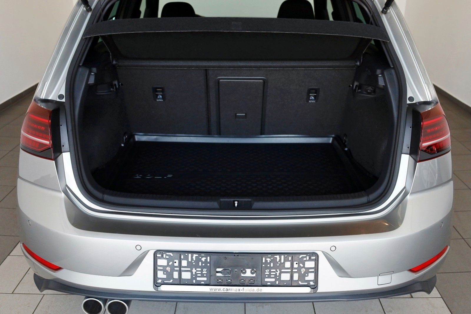 Fahrzeugabbildung Volkswagen Golf VII Lim. GTD Navi,LED,Kamera,SH,PDC,SR+WR