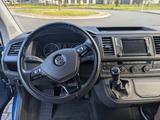 Volkswagen T6 Multivan 4motion, Kindersitze - Volkswagen: Blau, Multivan Motion