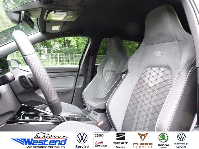 Fahrzeugabbildung Volkswagen Golf Variant R line 1.5l eTSI 110kW DSG LED Navi