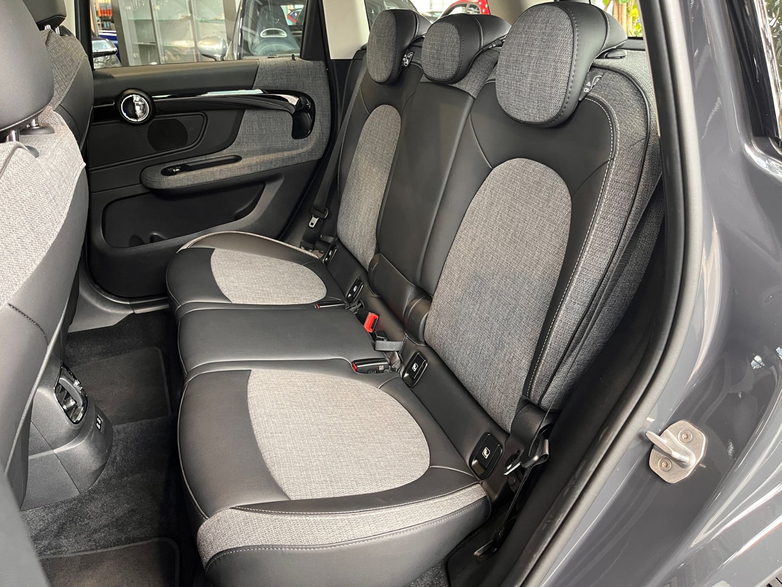 Fahrzeugabbildung MINI Countryman Cooper S LED NAVI ALU