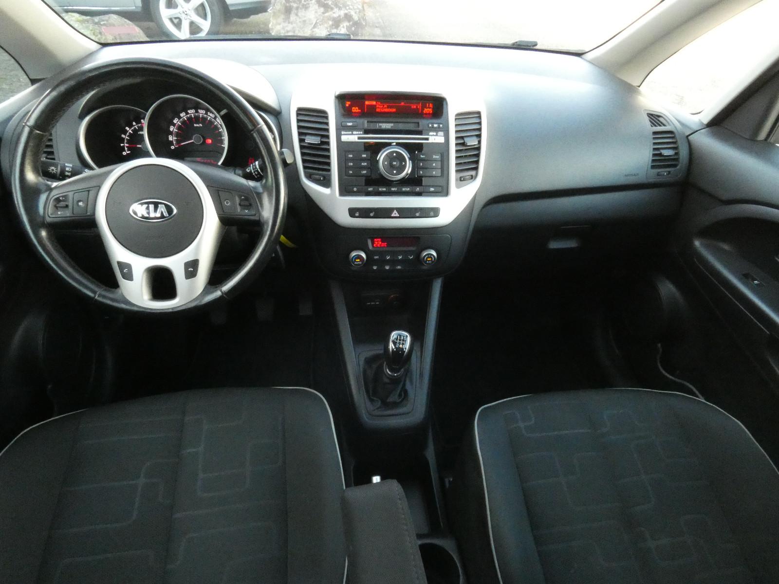 Kia Venga 2015 — photo 8