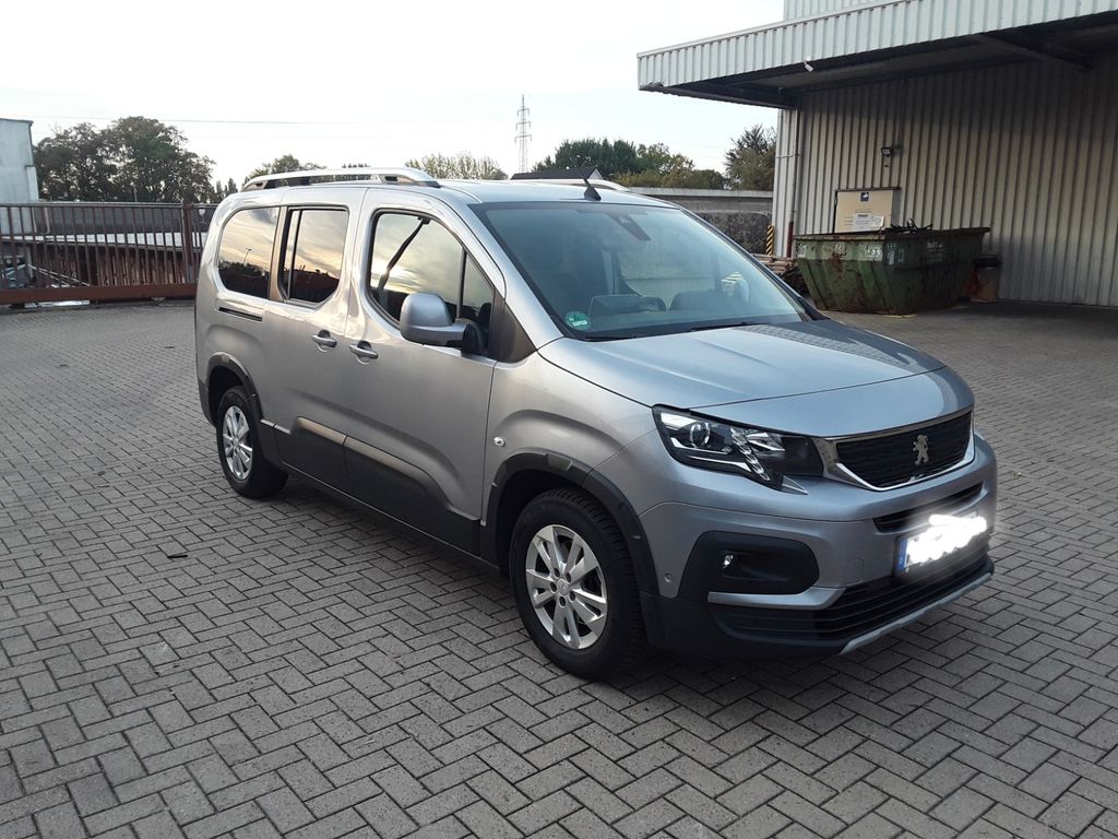 Image of Peugeot Rifter