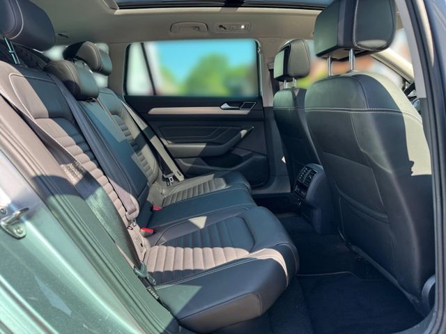 Passat Elegance 4Motion 2.0 TDI AHK Head-Up Lede