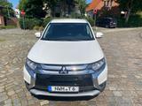 Mitsubishi Outlander 2.2 DI-D Diamant Edition+ 4WD Auto... - Mitsubishi Outlander Edition mit Diesel-Antrieb