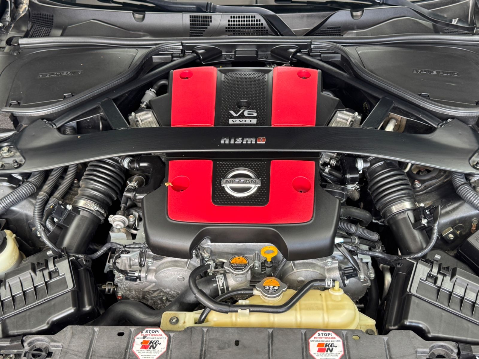 Fahrzeugabbildung Nissan 370Z Nismo|BOSE|RECARO|SCHALTER|D-FZG|U-FREI