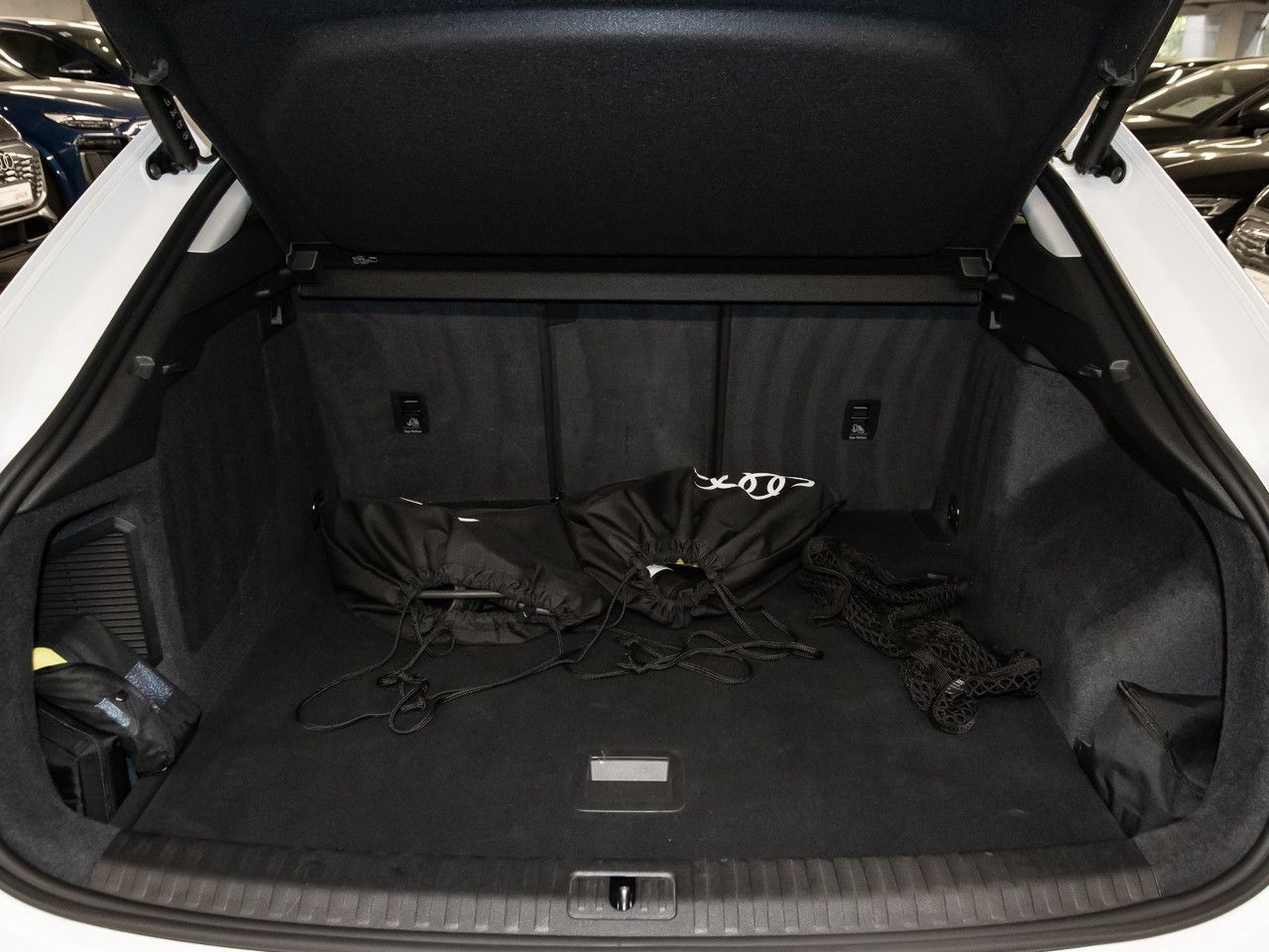 Audi Q3 Sportback 45 TFSI e Keyless Kamera AHK LED foto 7