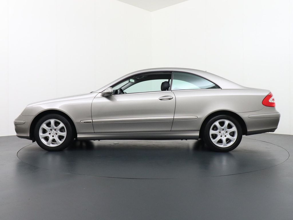 Mercedes-Benz CLK 240 Coupé Elegance Youngtimer Leder Comand n
