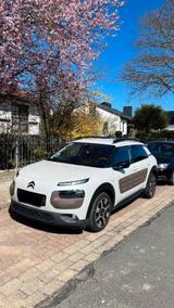 Citroën Citroen C4 Cactus 1.6L - Citroën C4 Cactus aus 2014