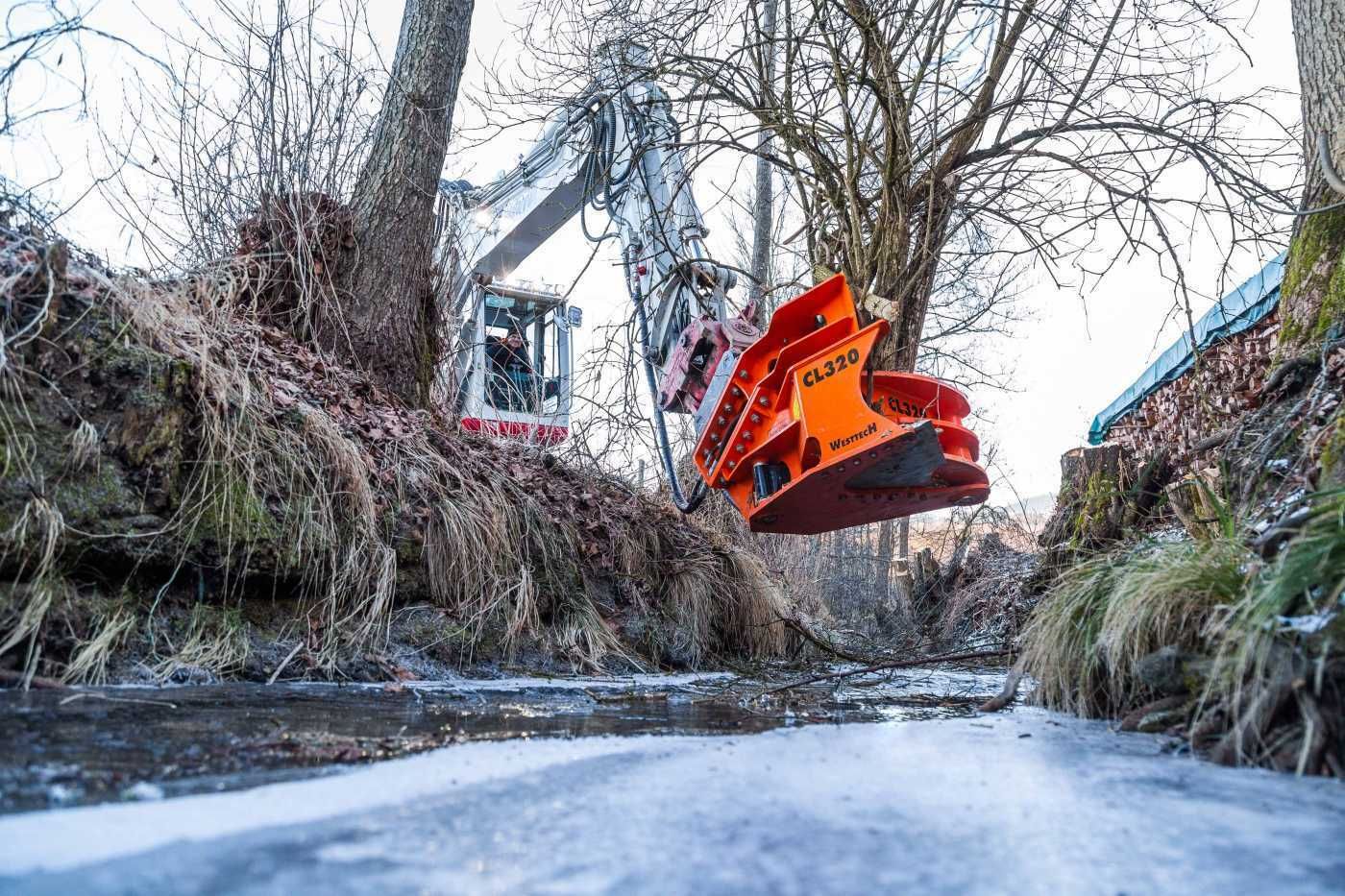 Fahrzeugabbildung Andere Westtech Woodcracker CL320 Fällkopf Fällgreifer