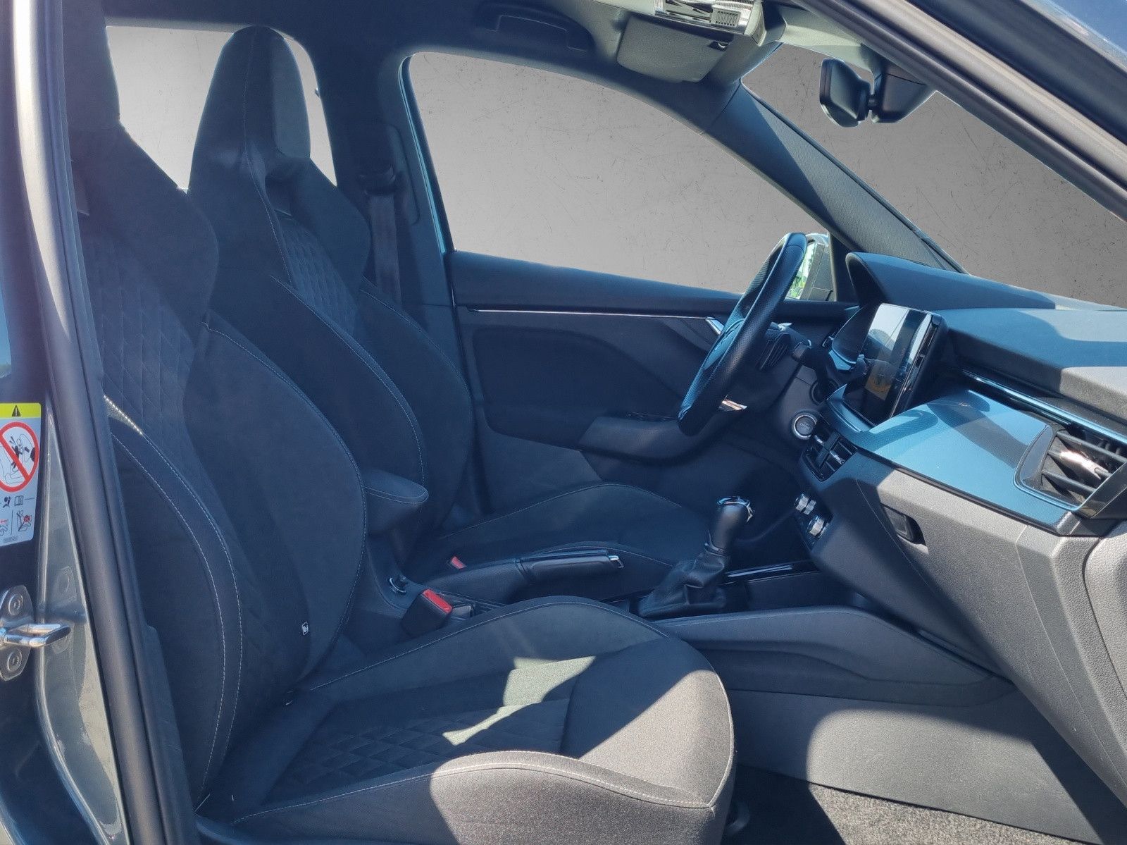 Fahrzeugabbildung SKODA Kamiq Style 1,5 TSI DSG Navi GRA PDC