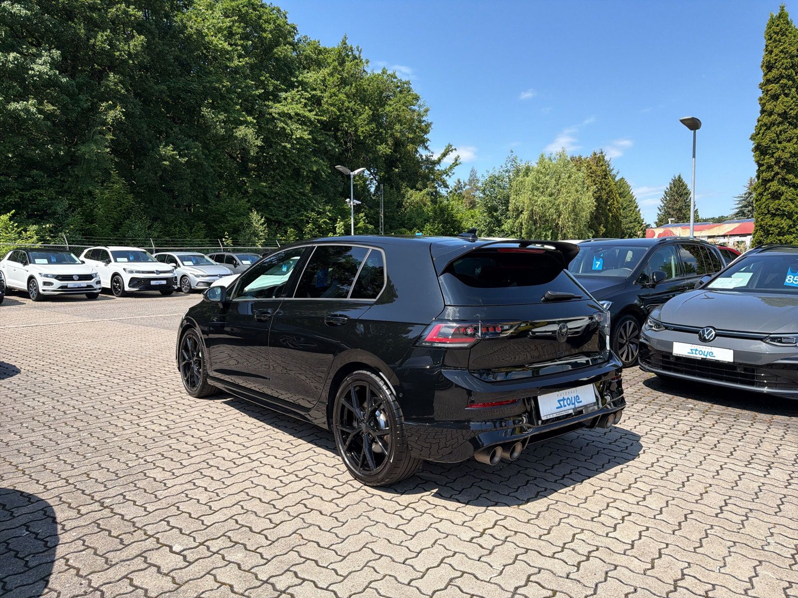 Golf R4M Black Edition PANO Navi Akrapo Harm Ka