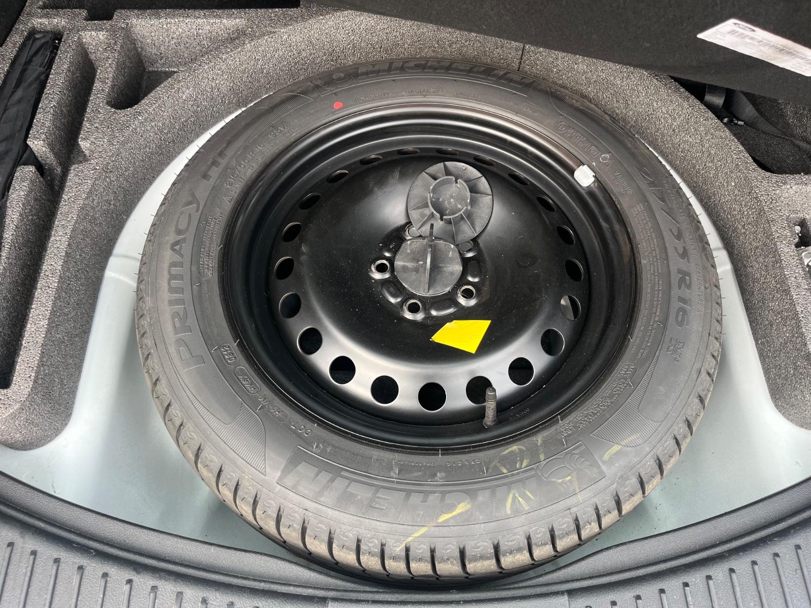 Ford Mondeo 2012 — photo 15