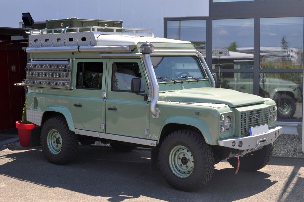 Image of Land Rover Defender